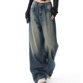 Baggy Boyfriendjeans im Vintage-Waschungslook der 90er